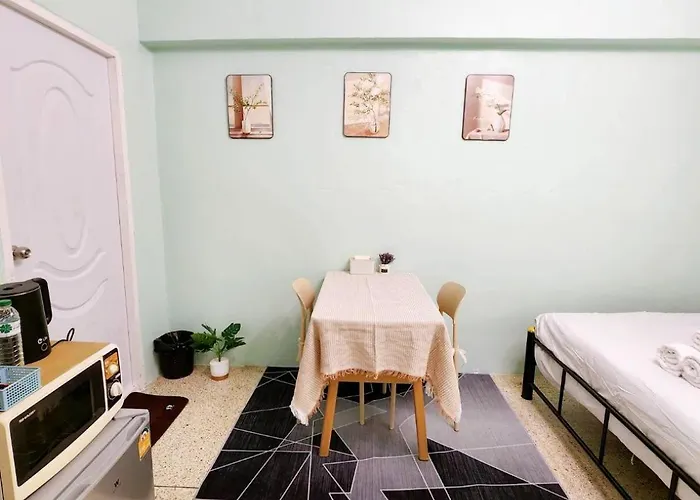 Apartment 202-stp Homely Free Wi-fi And Near Bts